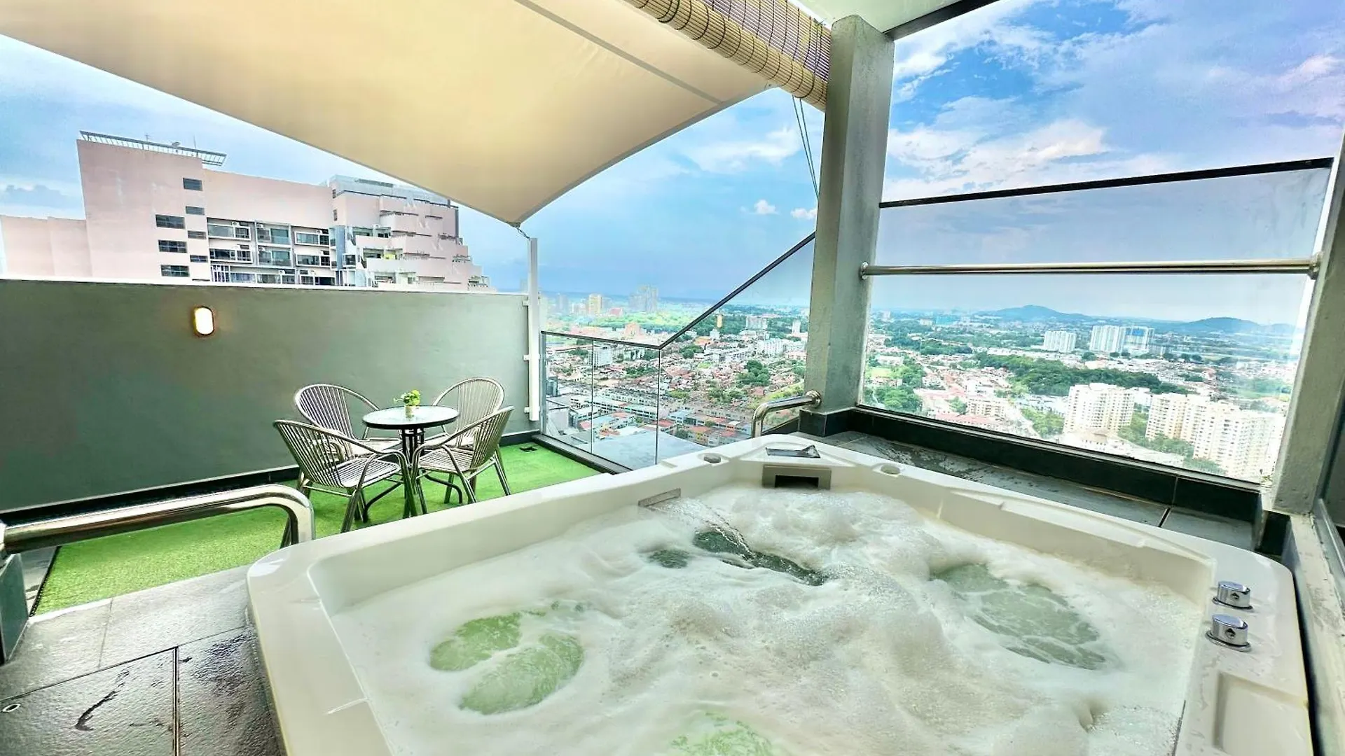 Mw Imperio Residence Private Jacuzzi Or Pool Villa With 16 Unit Designs contacts