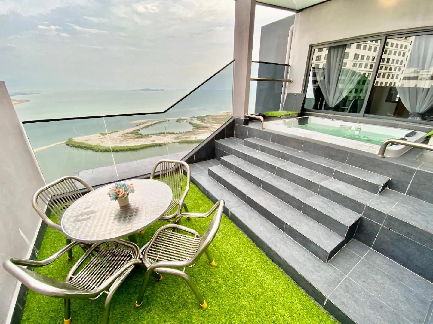 Mw Imperio Residence Private Jacuzzi Or Pool Villa With 16 Unit Designs Malacca Maleisië